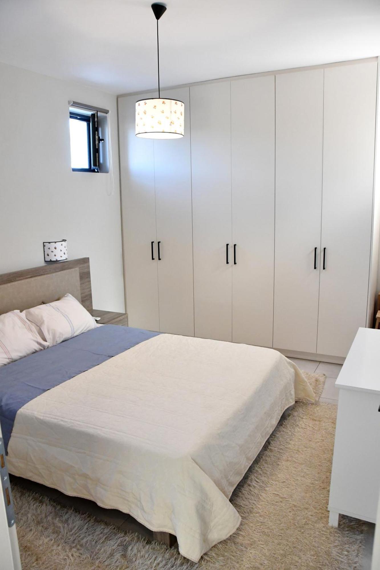 Ferienwohnung Polles Εlies Cozy Αpartment Aegina Exterior foto