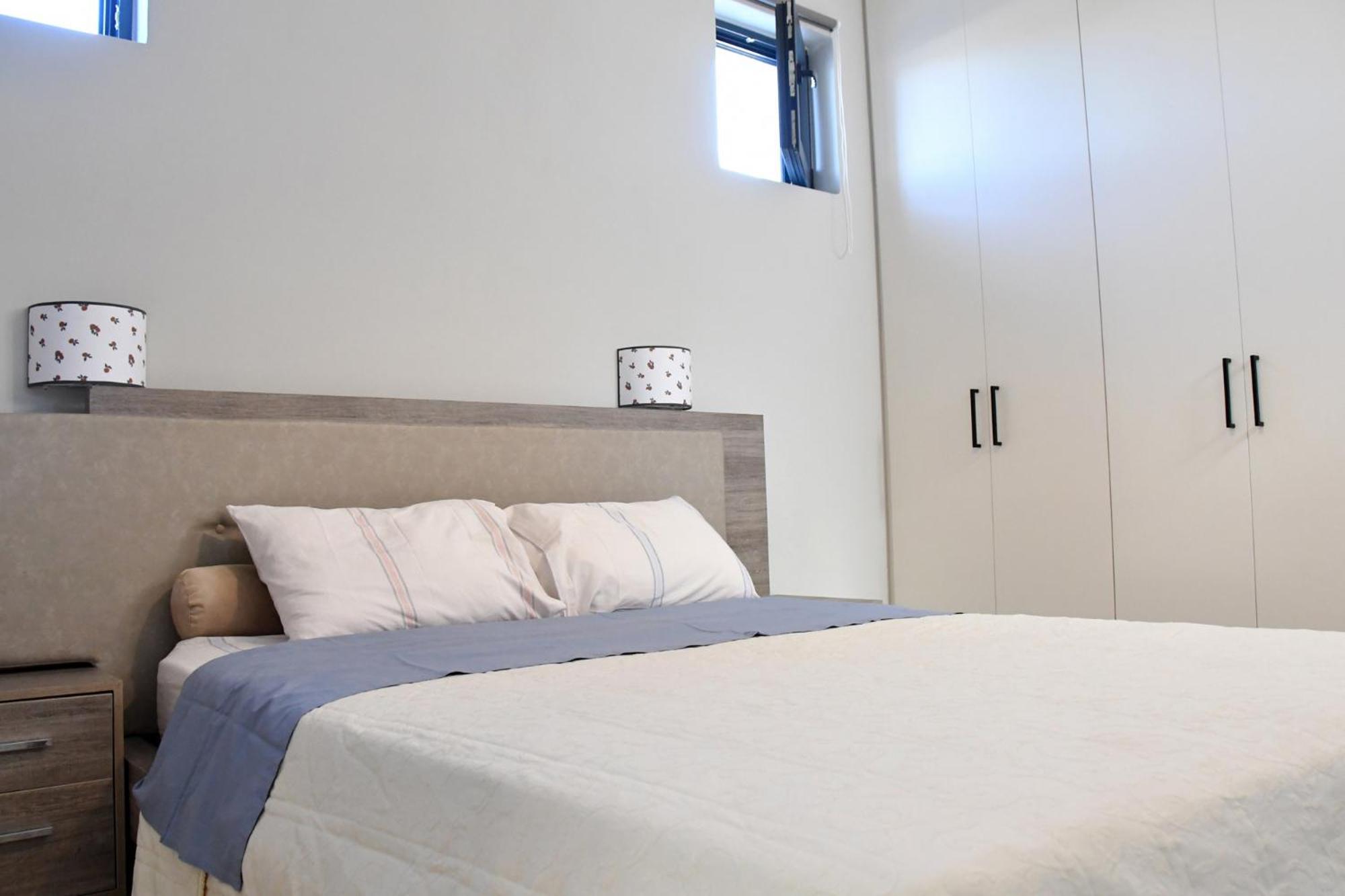 Ferienwohnung Polles Εlies Cozy Αpartment Aegina Exterior foto